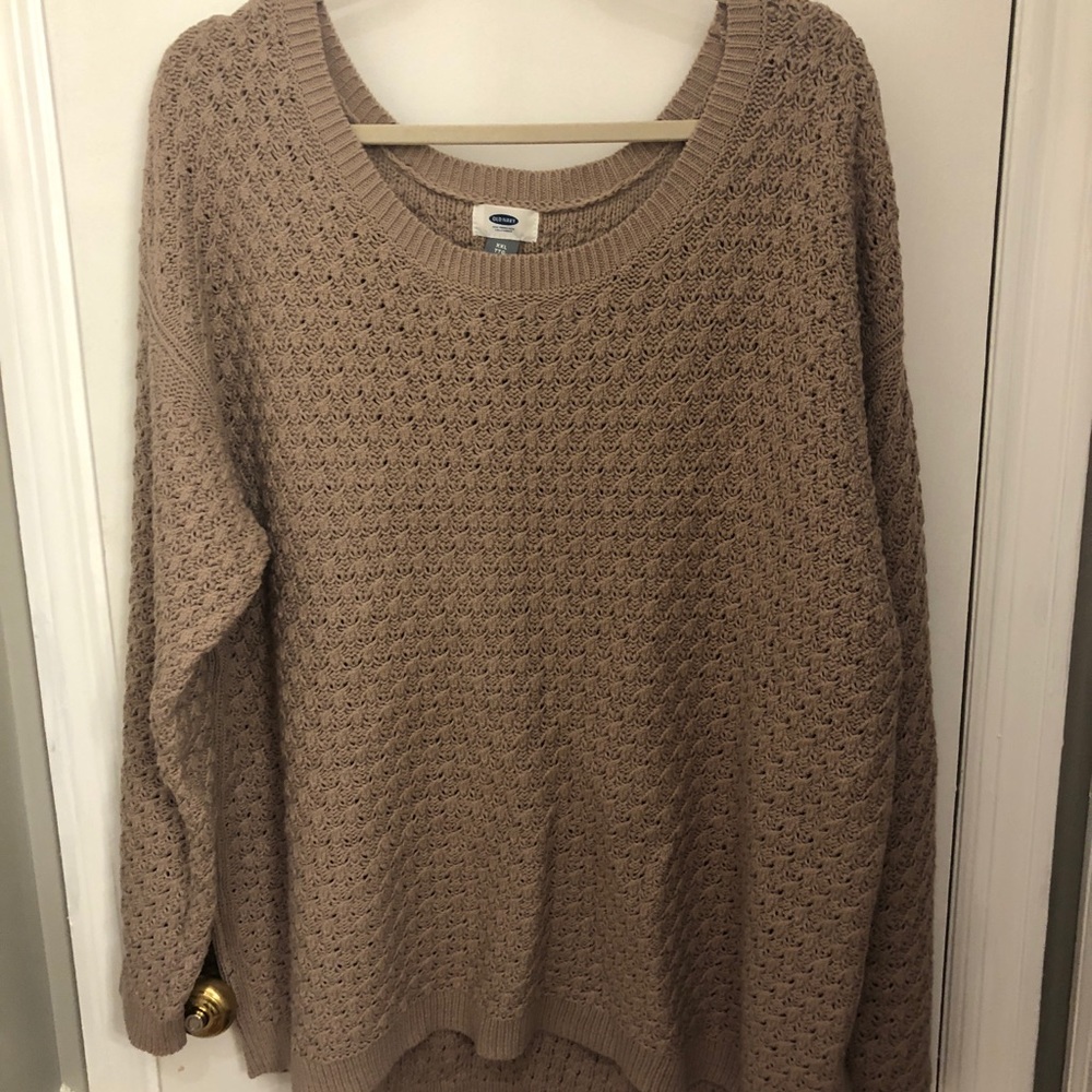 Old navy sweater size XXL, salmon pink